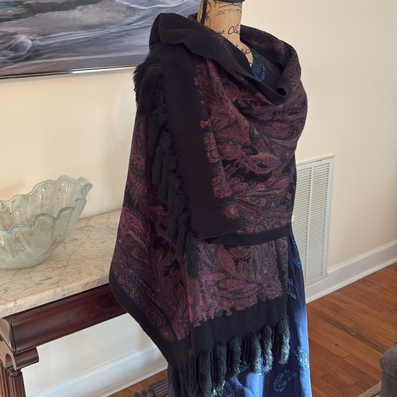 LA Fiorentina NEIMAN Marcus Genuine Fur wool wrap shawl scarf black purple rare - Picture 3 of 14